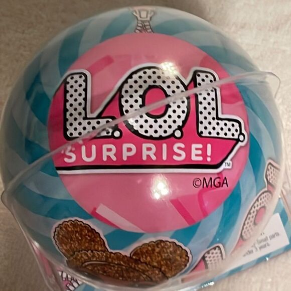 LOL Surprise 60 Piece Surprise Dolls Puzzle with Stickers and Extras New - Picture 7 of 7